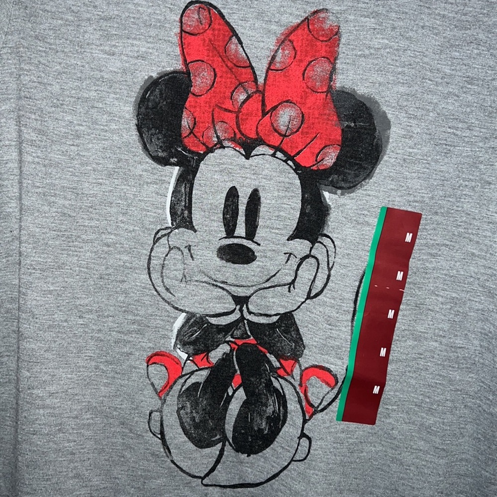 ☀️Minnie Mouse T-shirt☀️ - Picture 2 of 8